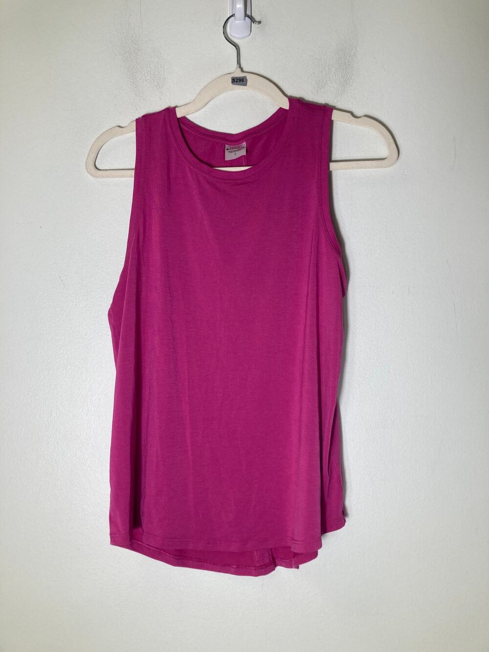 Athleta Deep Pink Tank Sz S